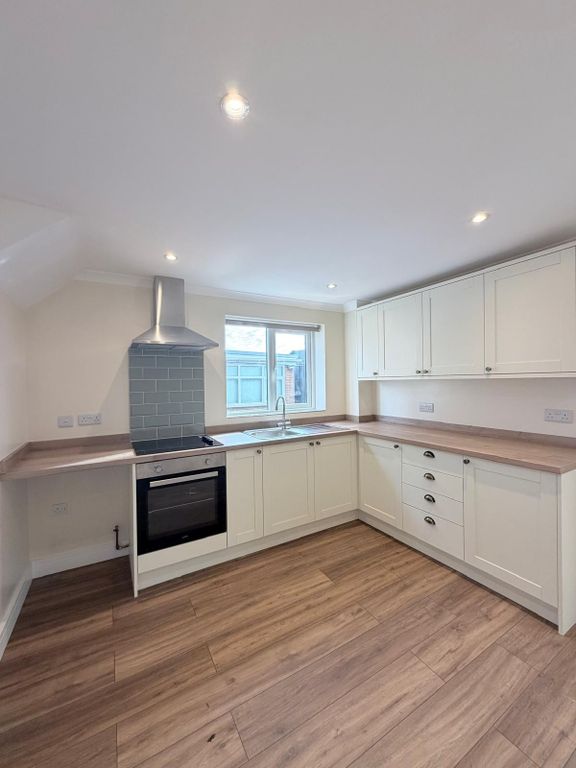 Property photo 2 of 15 Image