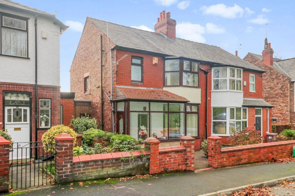 Property photo 1 of 30