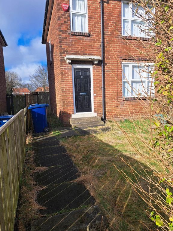 Property photo 1 of 8
