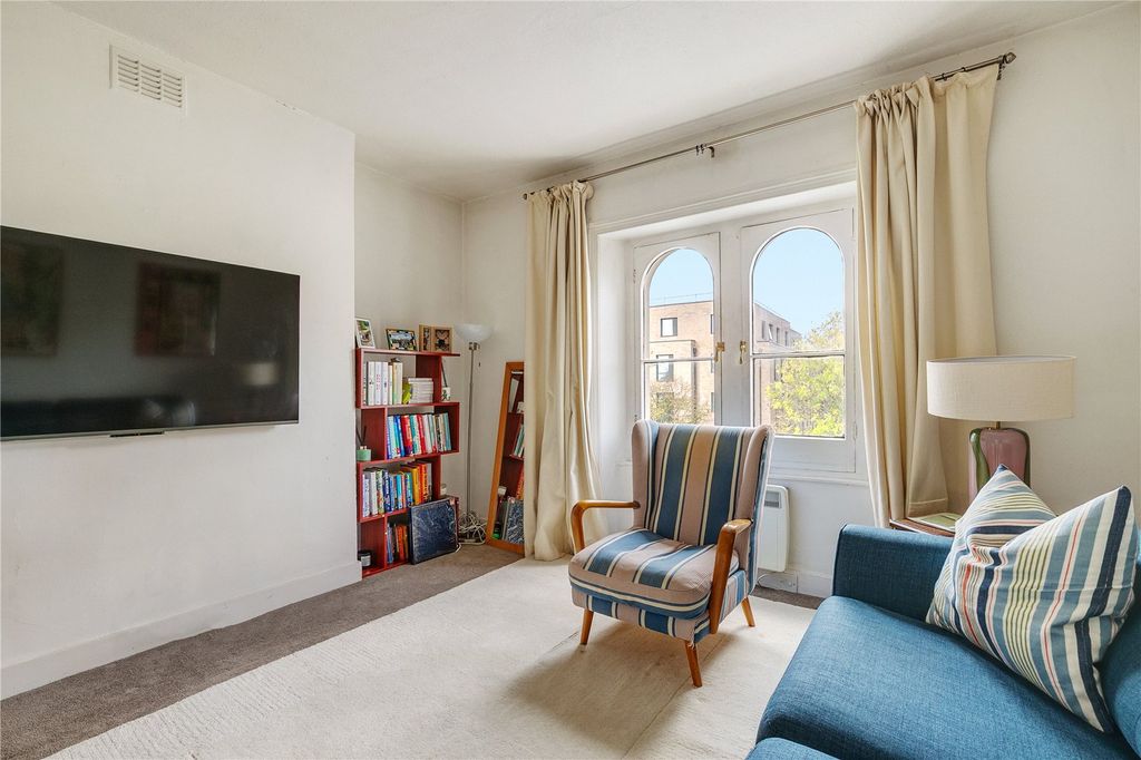 Property photo 3 of 9 Picture No. 07