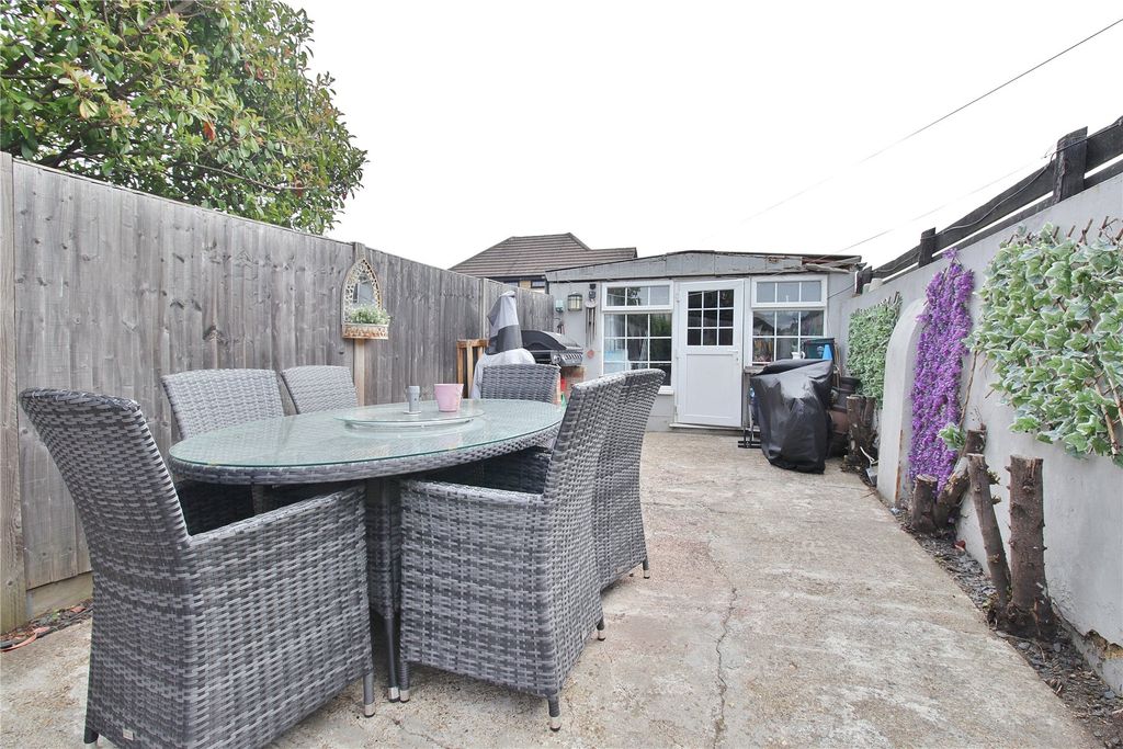 Property photo 3 of 12 Picture No. 13