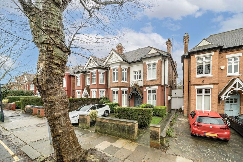 Property photo 1 of 7