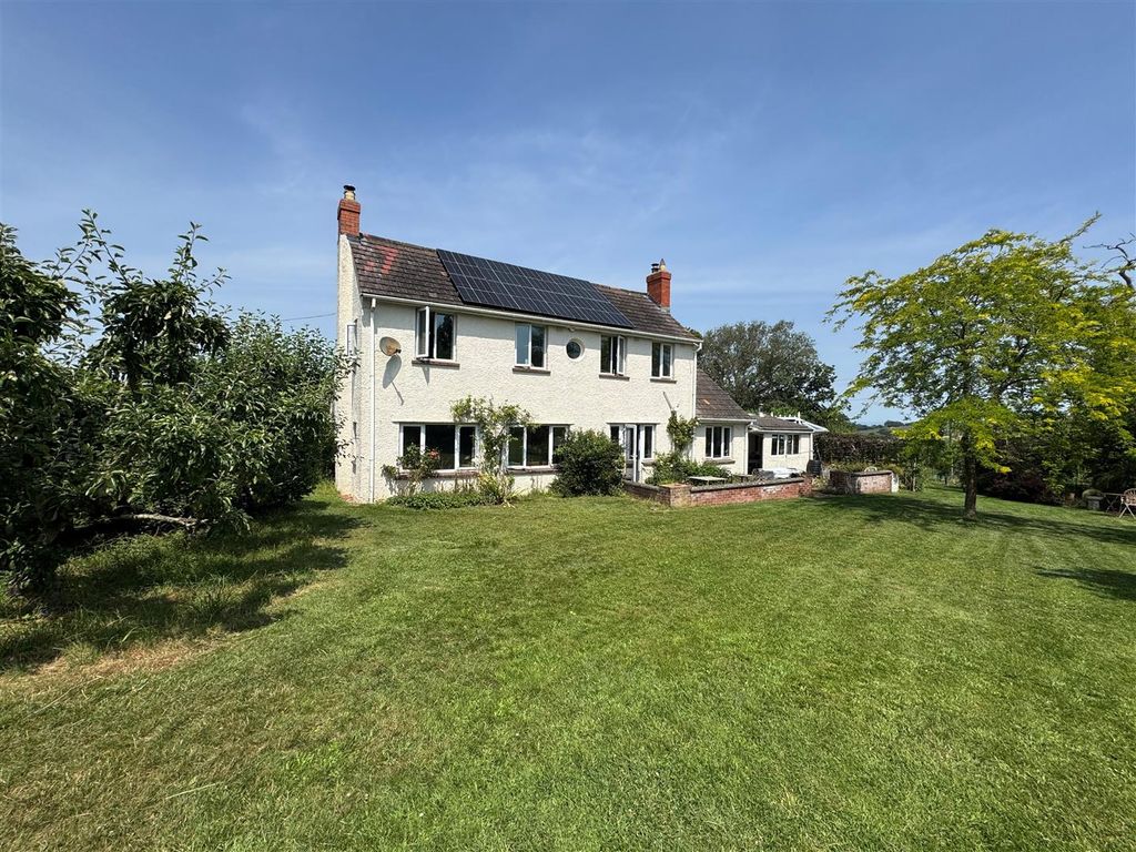 Property photo 3 of 28 Photo 1.Jpg
