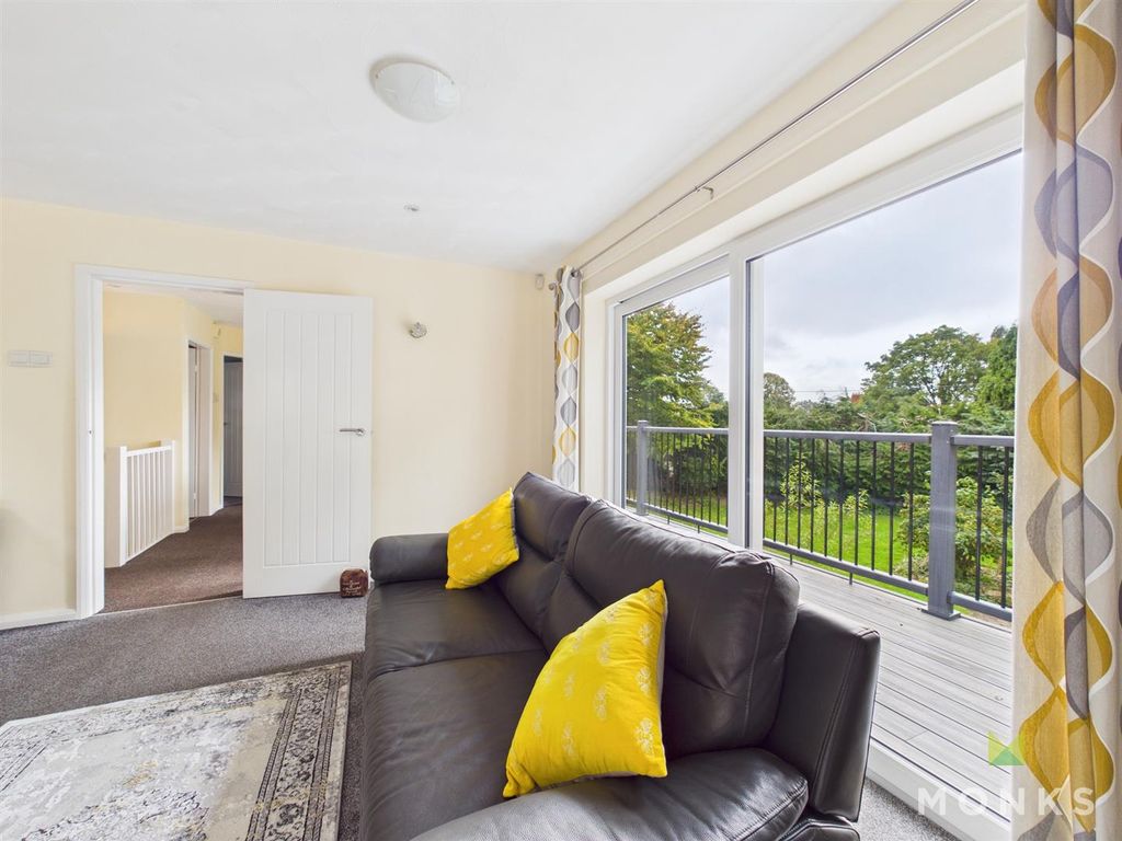 Property photo 3 of 33 Cam01420G0-Pr0783-Still019.Jpg