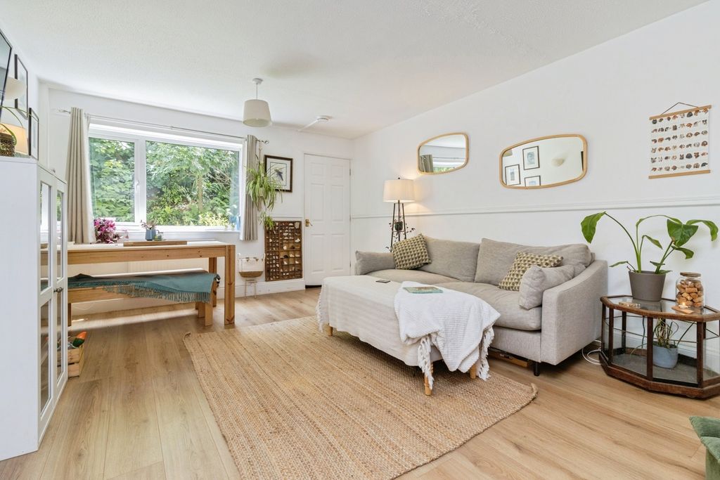 Property photo 1 of 17 Photo