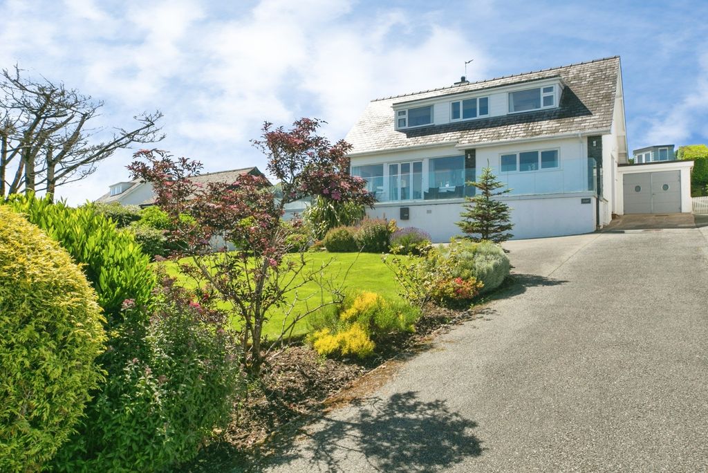 Property photo 3 of 33 Pbox-Img.Jpg