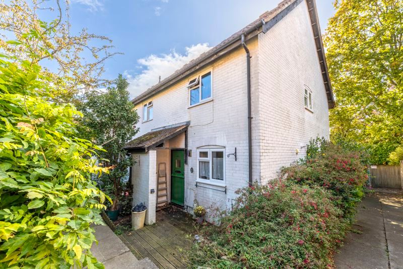 Property photo 1 of 13 Photo 11