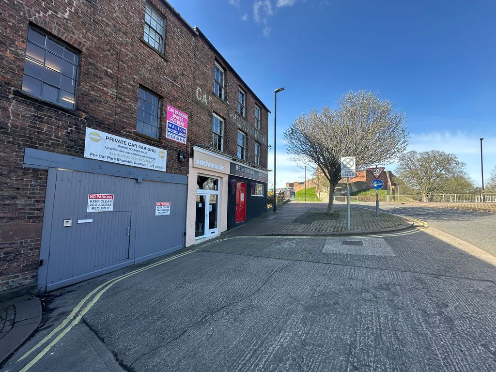 Property photo 2 of 6