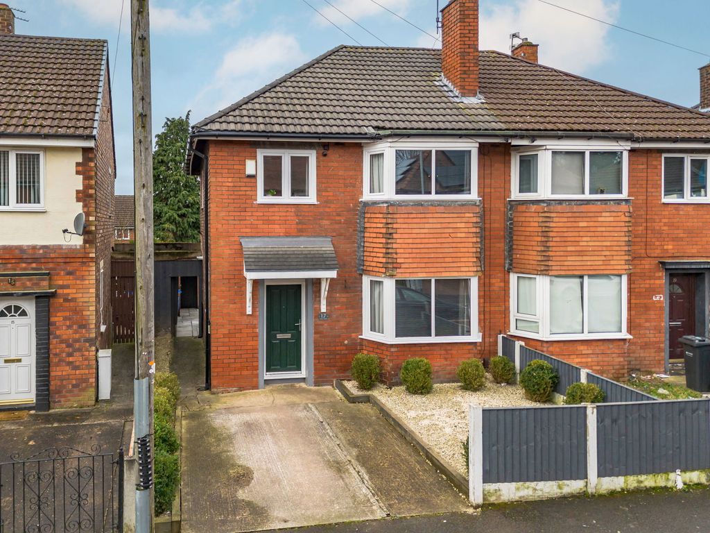 Property photo 1 of 18