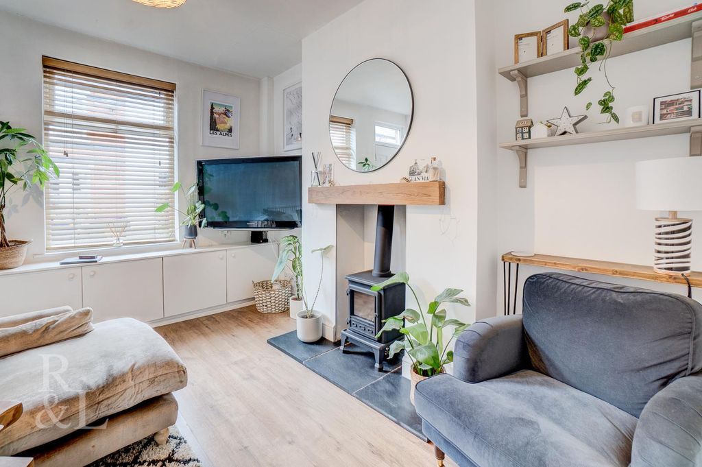 Property photo 3 of 13 Batched  (9).Jpg