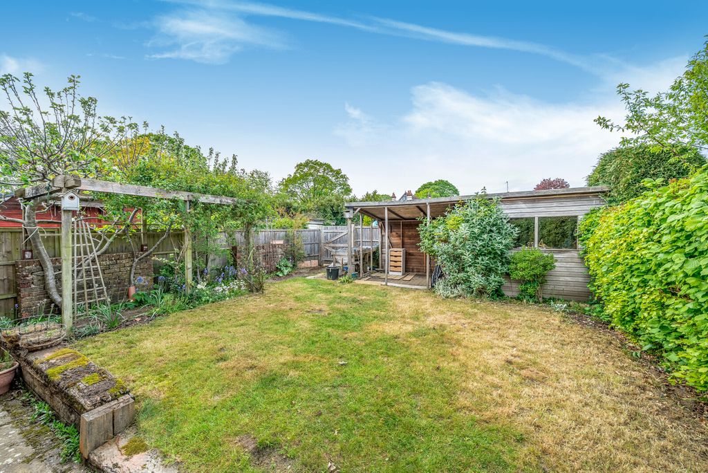 Property photo 3 of 14 1450514-20-69Ef92...