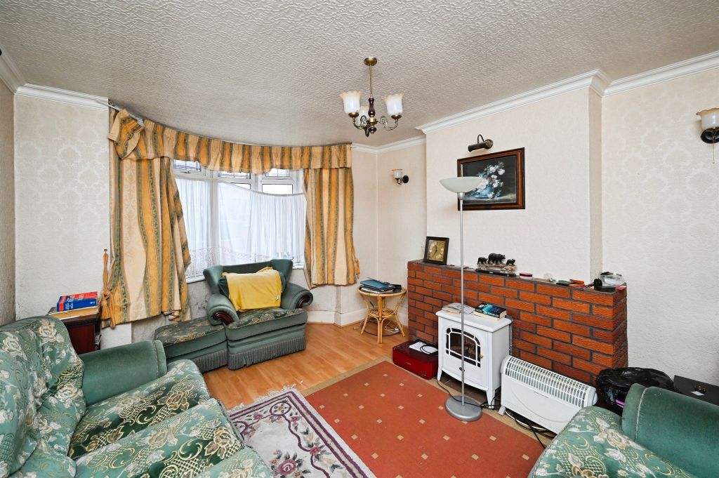 Property photo 2 of 19