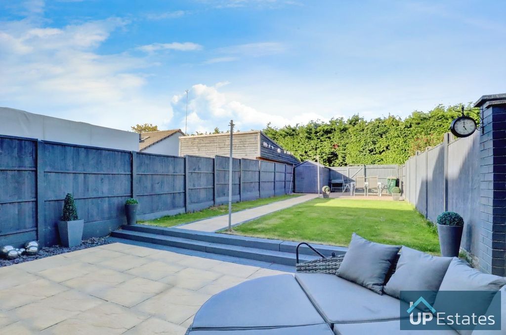 Property photo 2 of 20 Rear Garden