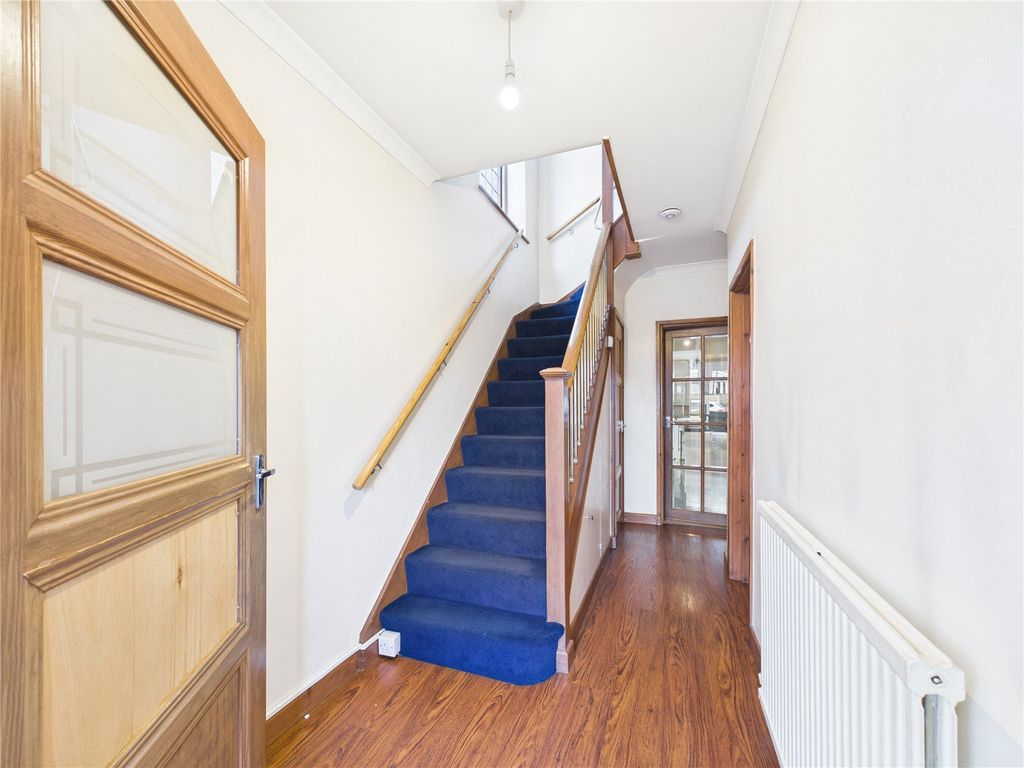 Property photo 2 of 28 Picture No. 07