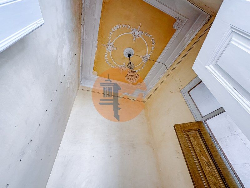 Property photo 3 of 47