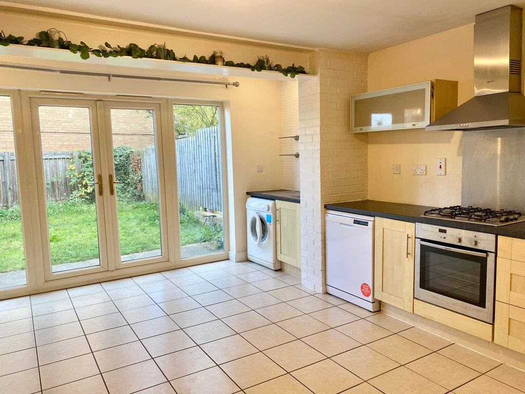 Property photo 3 of 11 Image
