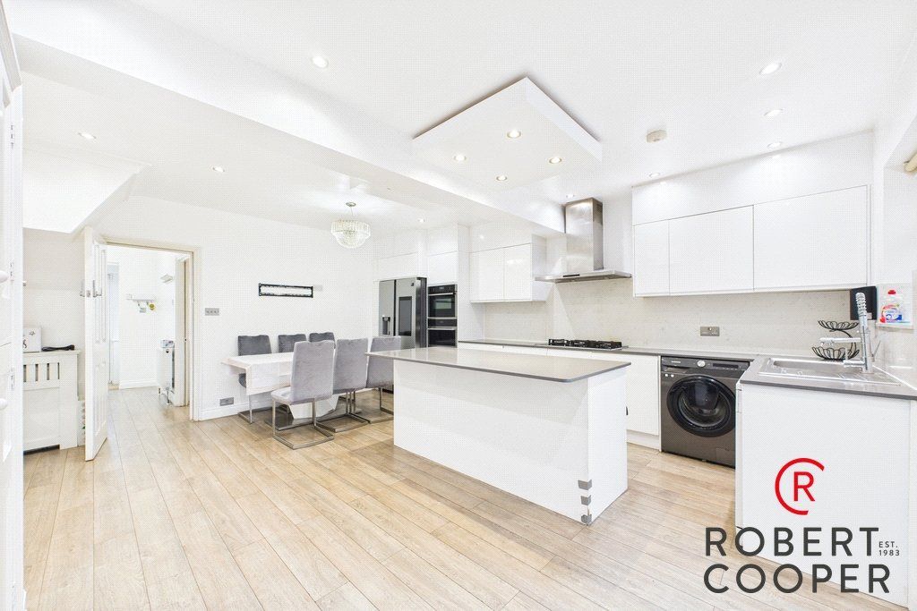 Property photo 3 of 21 Picture No. 09