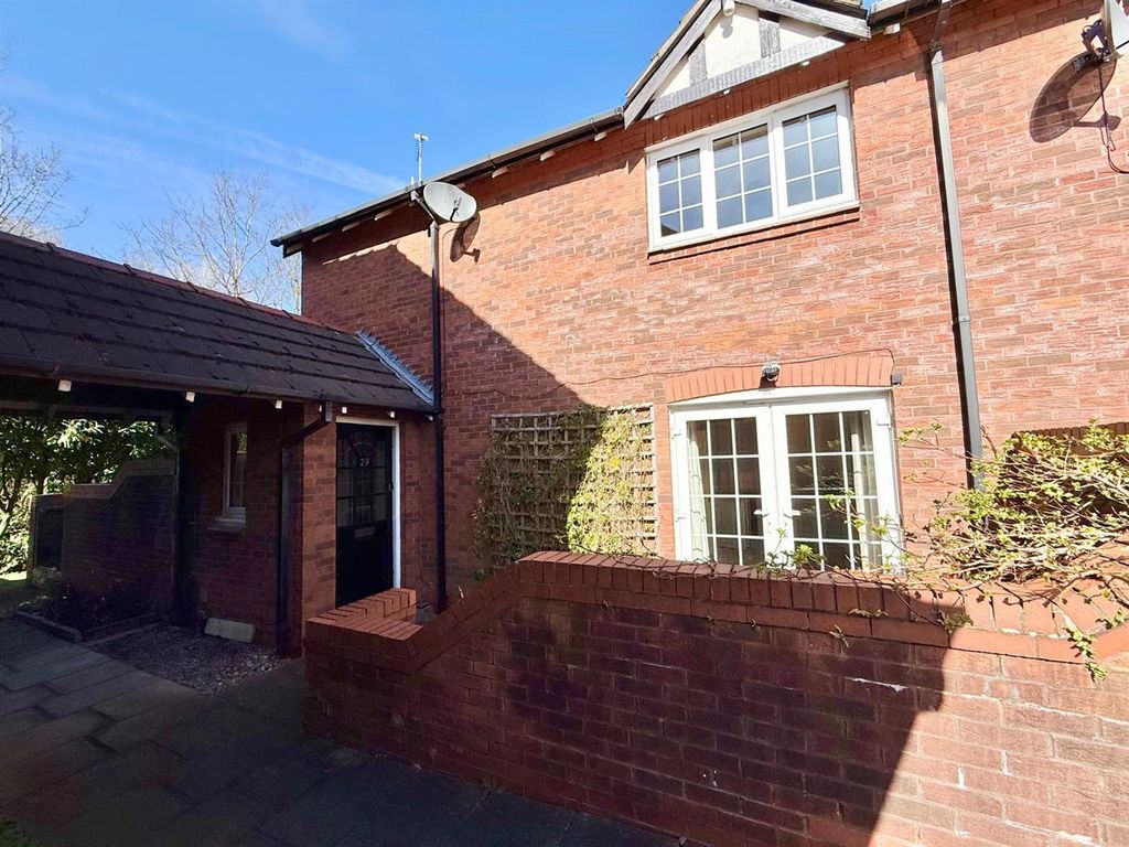 Property photo 2 of 19