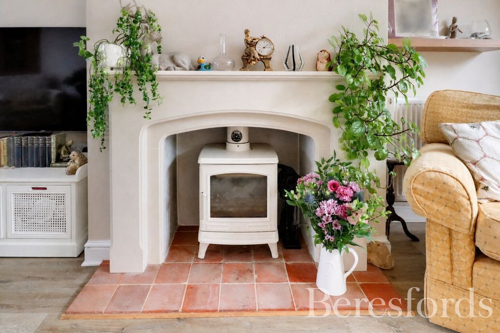 Property photo 3 of 28 Picture No. 38