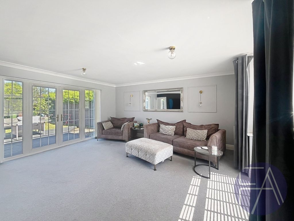 Property photo 2 of 28 5103323