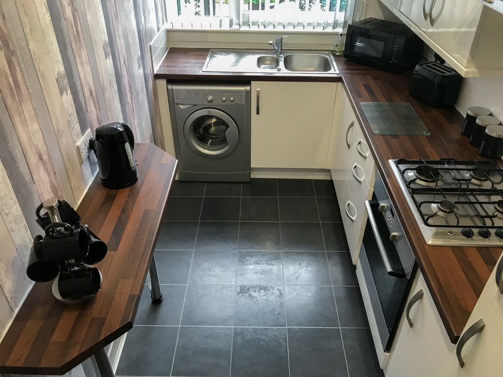 Property photo 2 of 32 Kitchen