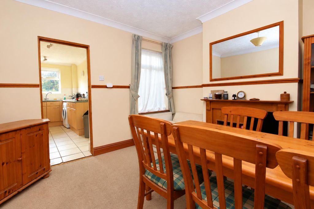 Property photo 3 of 9 1 (5).Png