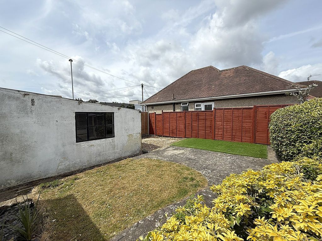 Property photo 2 of 22