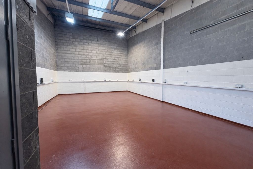 Property photo 2 of 6 Photo 11