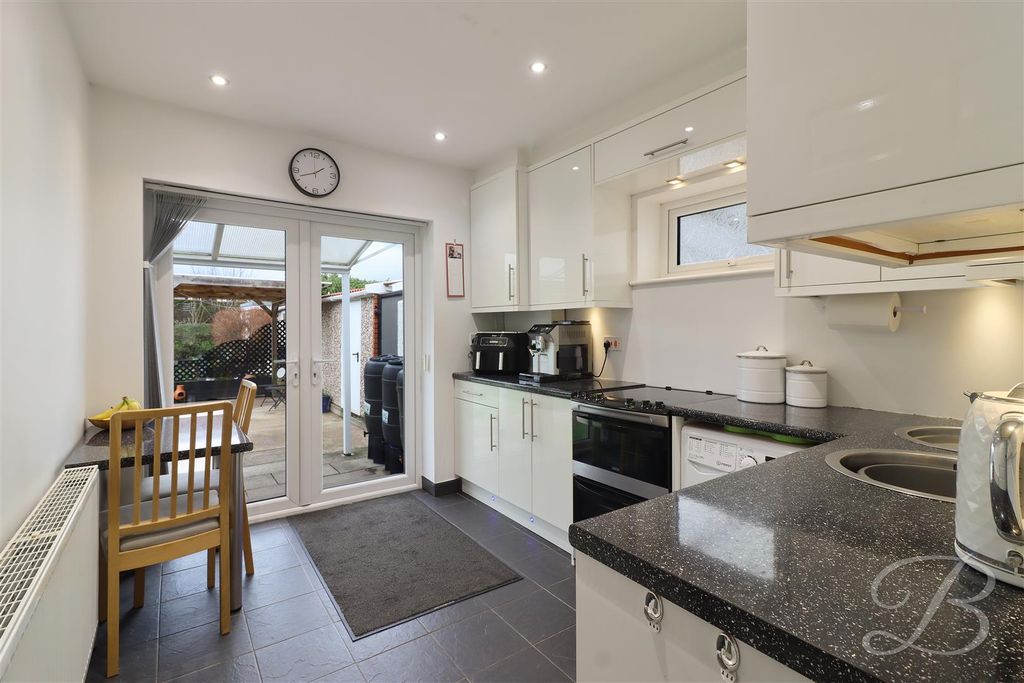 Property photo 2 of 20 Img_4558_1.Jpg