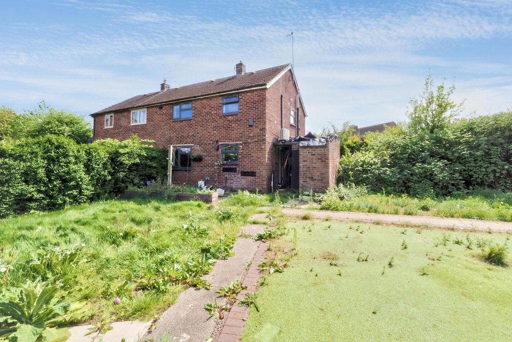 Property photo 2 of 5 42 Woodview, Edwalton, Nottingham, Ng12 4Ax
