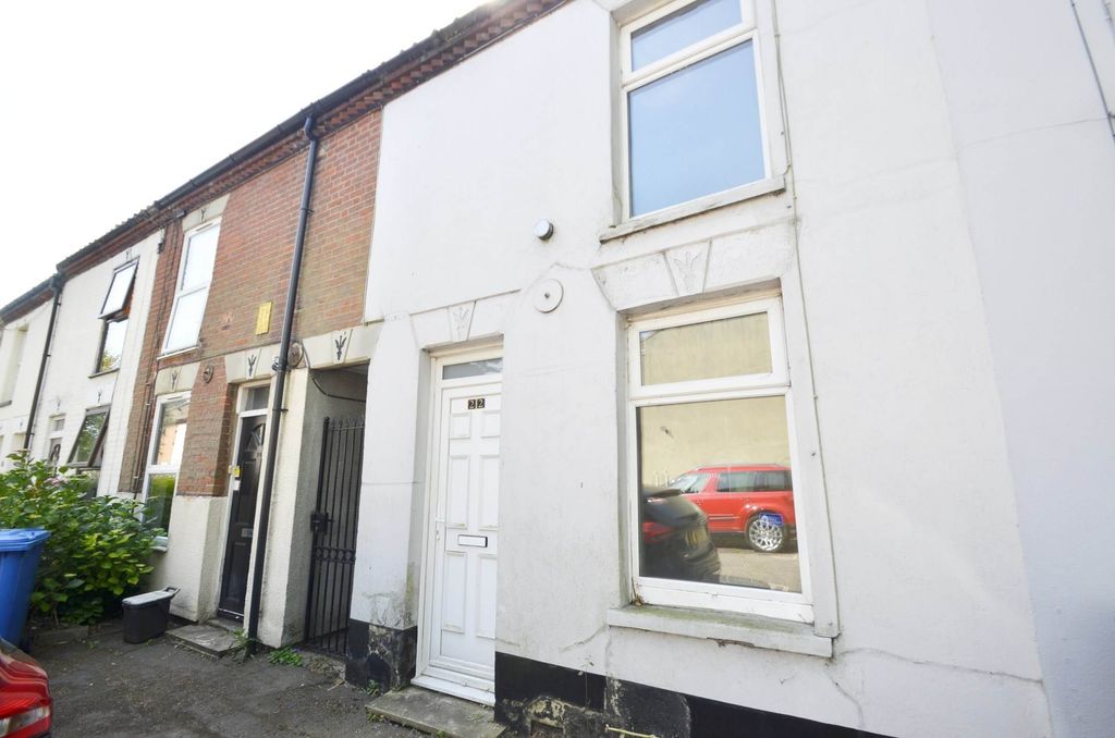 Property photo 1 of 8