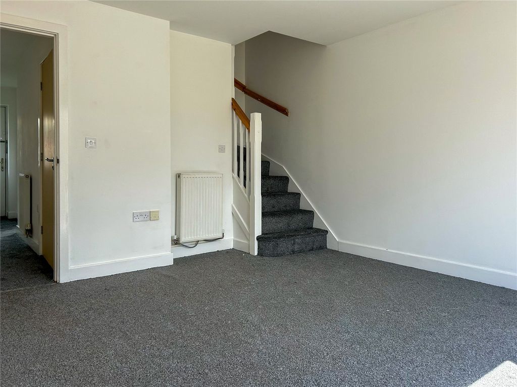 Property photo 2 of 20 Picture No. 16