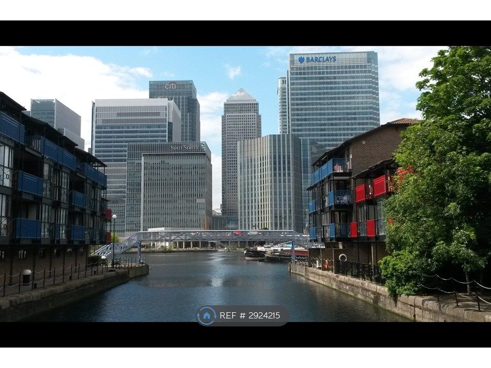 Property photo 1 of 6 View To Canary Wharf