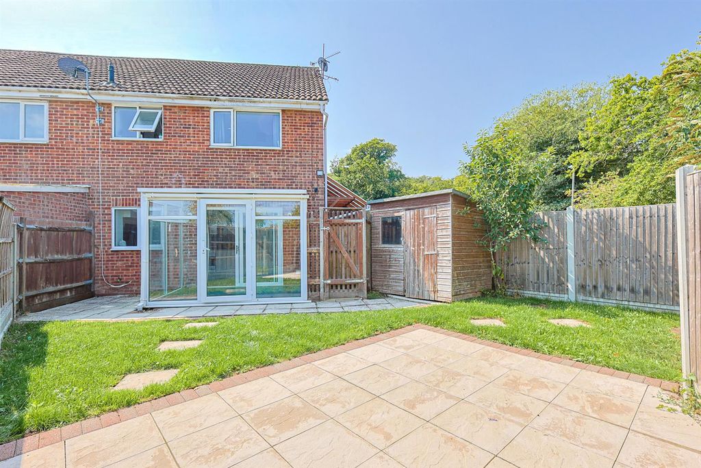 Property photo 2 of 13