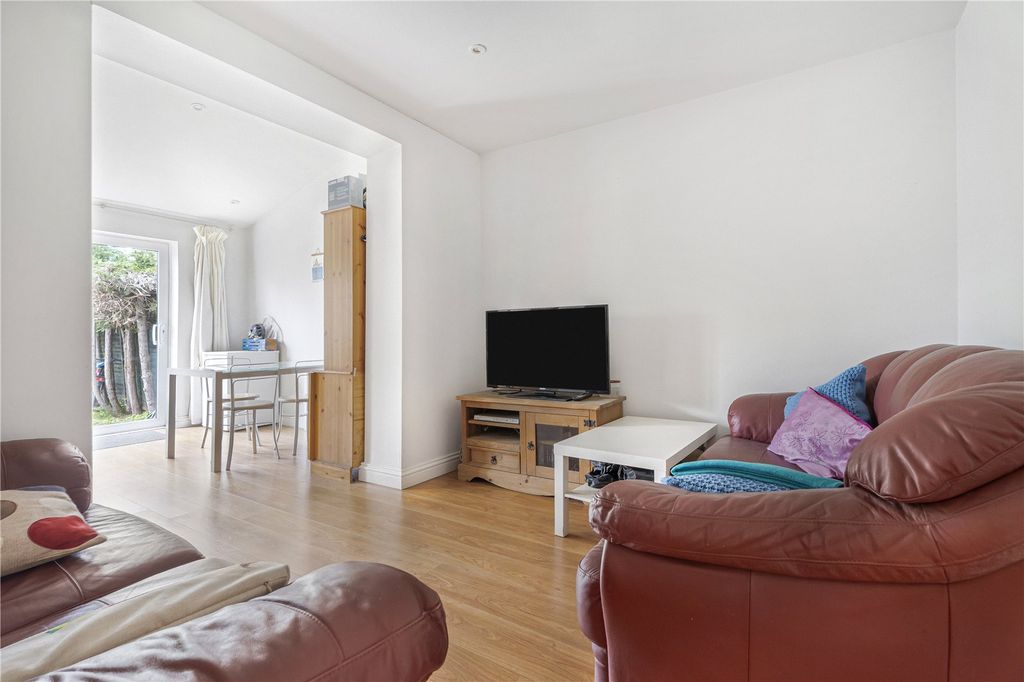 Property photo 3 of 15 Picture No. 35