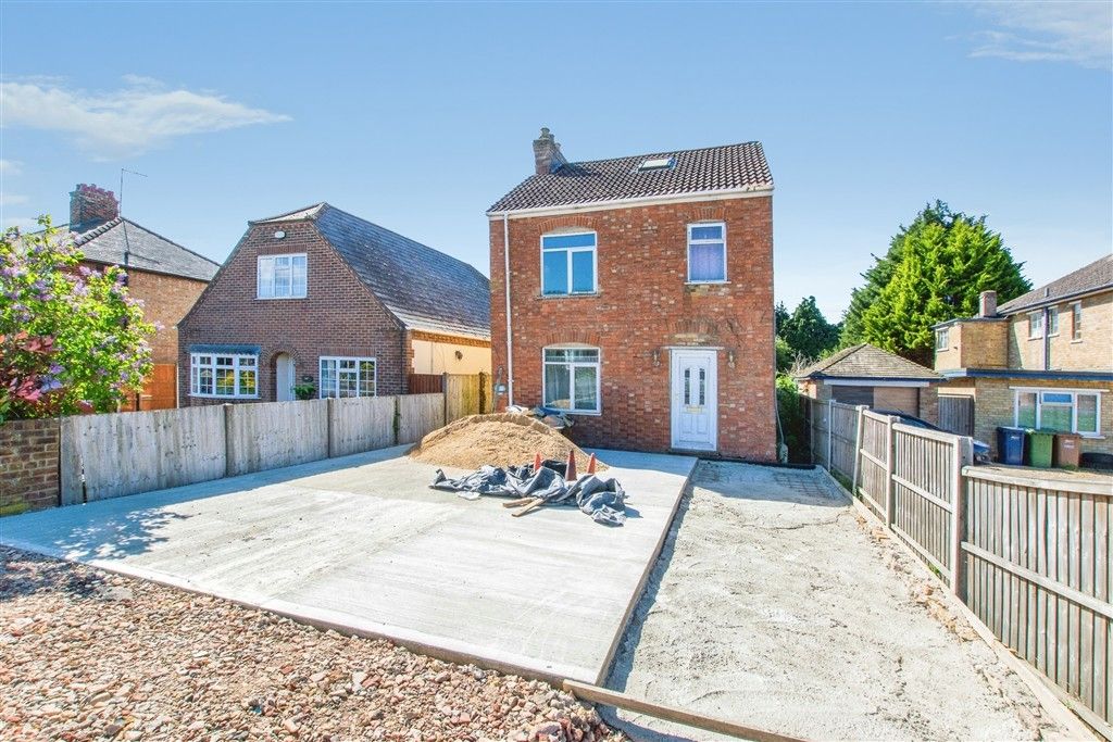 Property photo 1 of 5