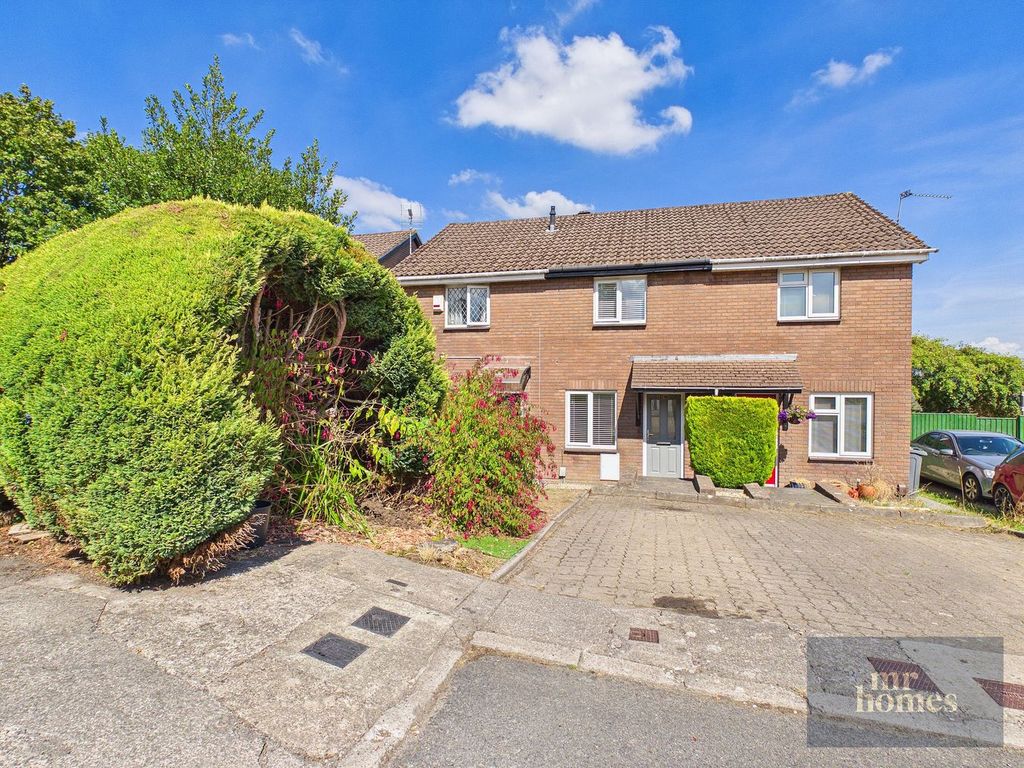 Property photo 1 of 27