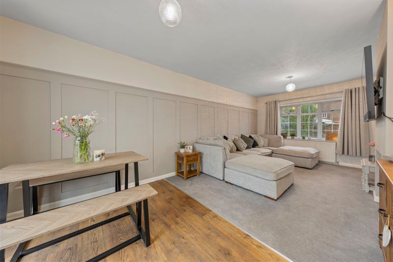 Property photo 1 of 31 Lounge Diner