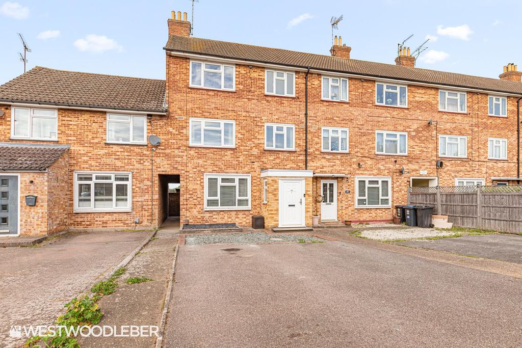 Property photo 1 of 38 Bentleyroad_42.Jpg