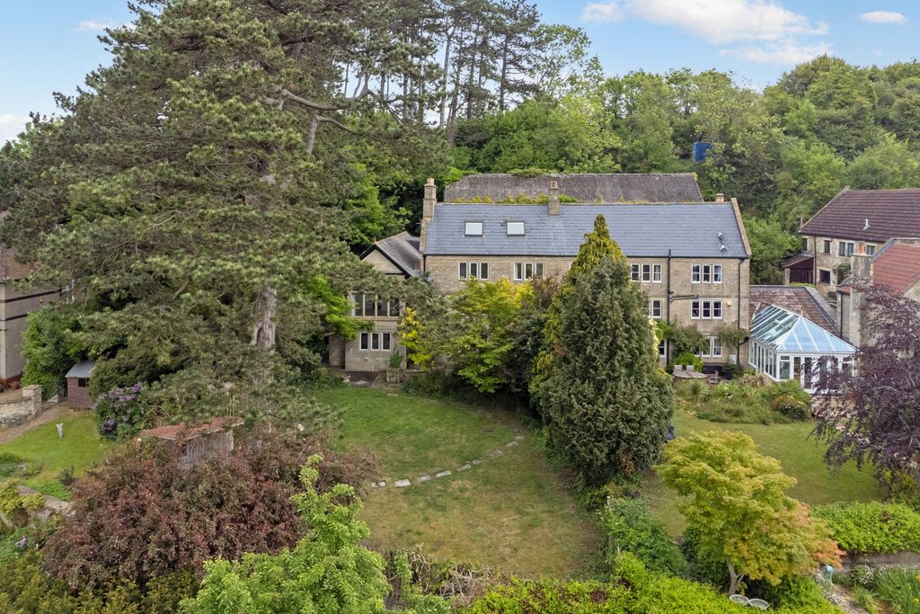 Property photo 3 of 25 Inglescombe House
