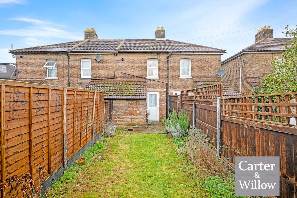 Property photo 2 of 15