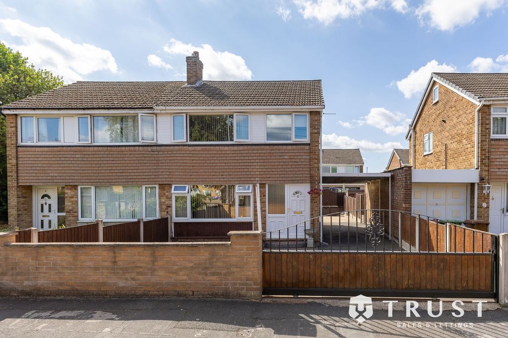 Property photo 1 of 24