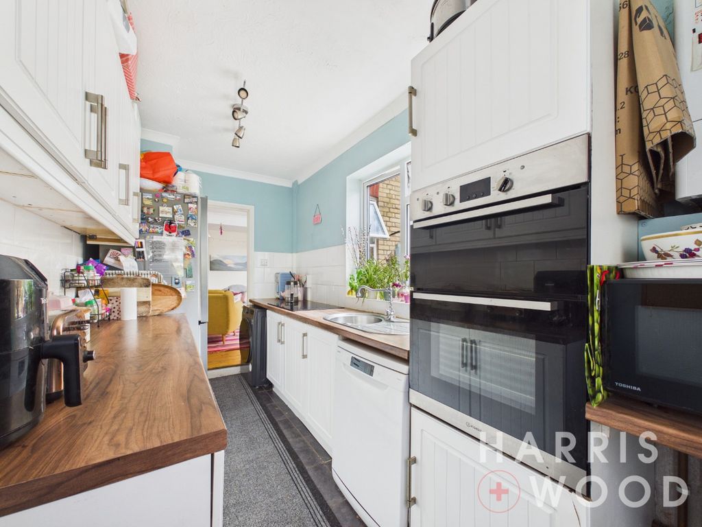 Property photo 2 of 23 5202972