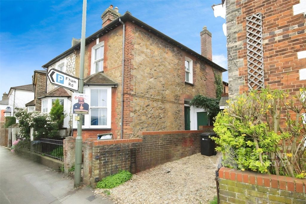 Property photo 1 of 9 External