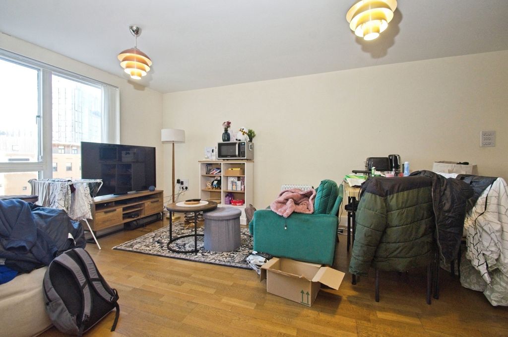 Property photo 2 of 14 Living Area