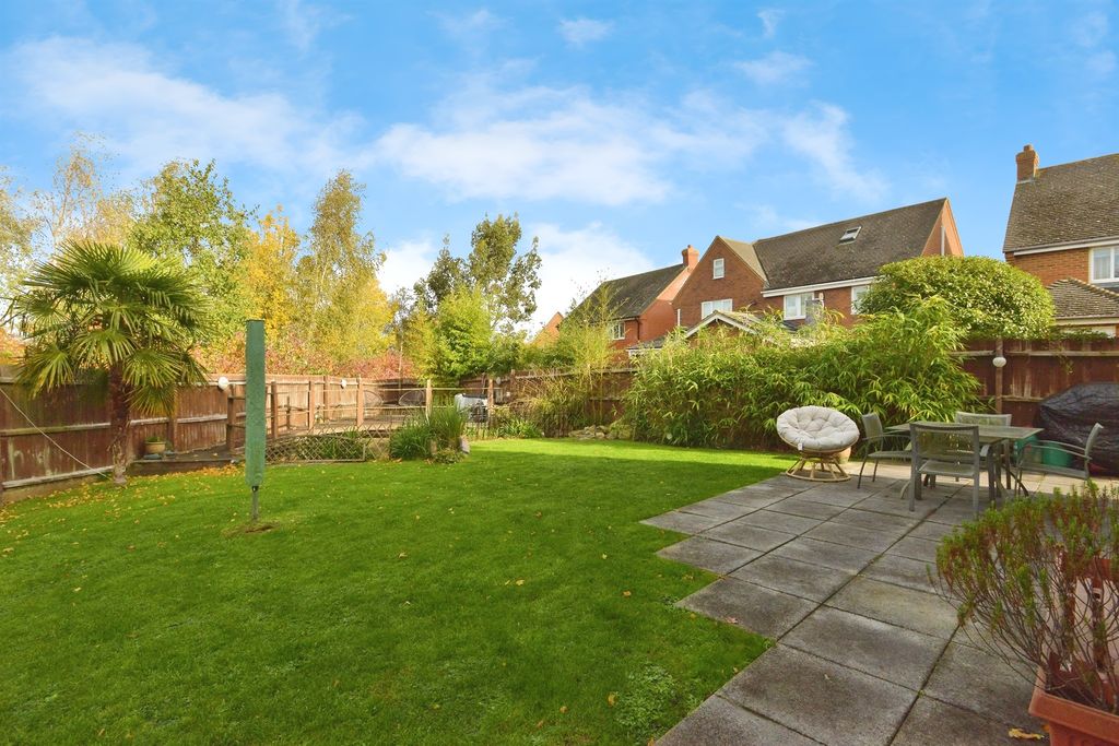 Property photo 3 of 16