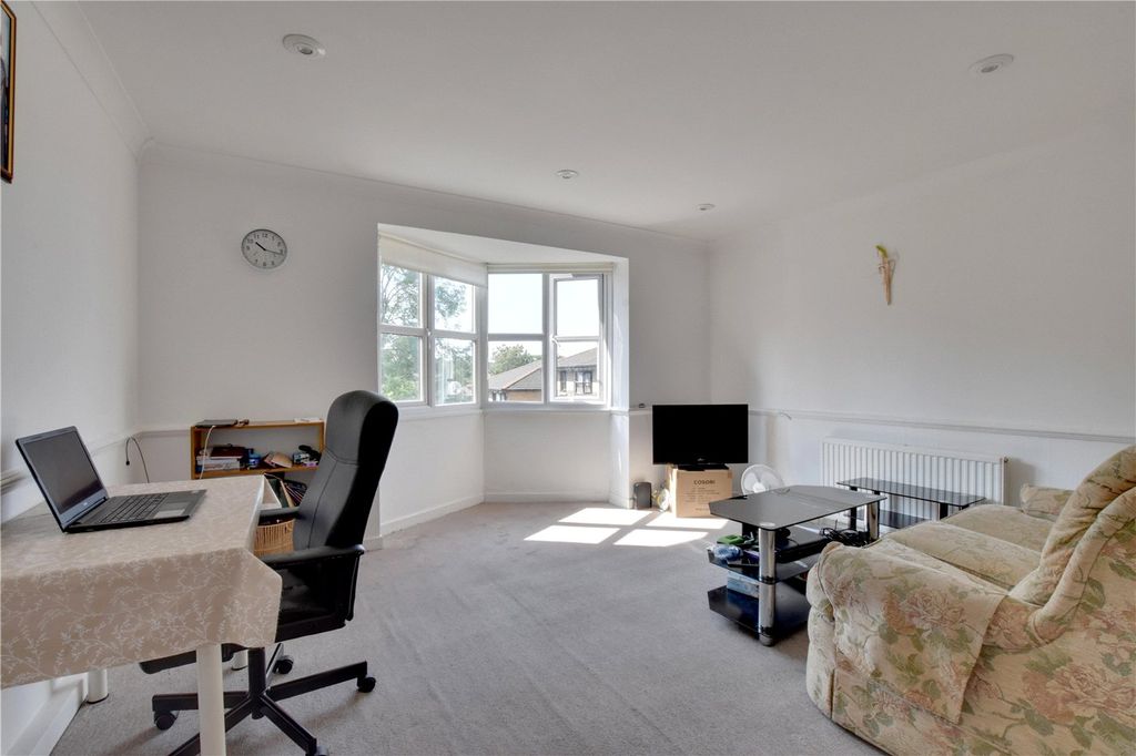 Property photo 2 of 8 Picture No. 07