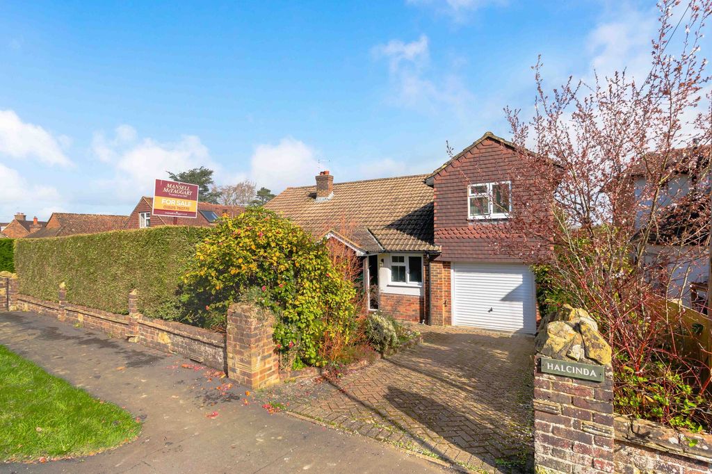 Property photo 1 of 34