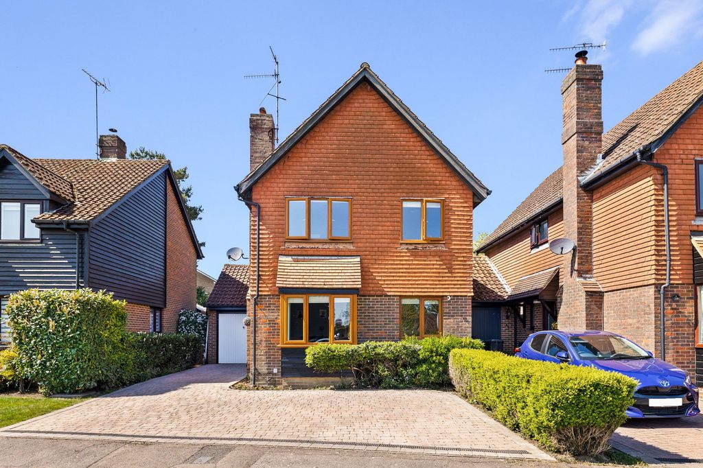 Property photo 1 of 18