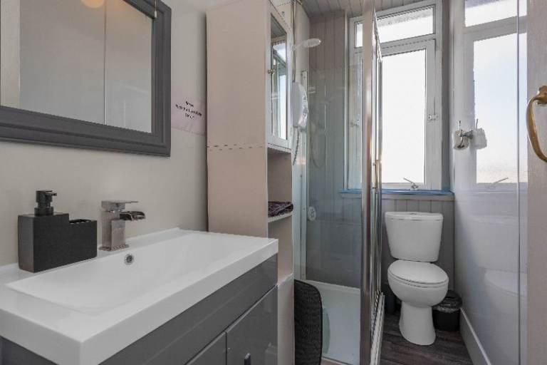 Property photo 3 of 7 Photo 3